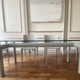 Le Corbusier table