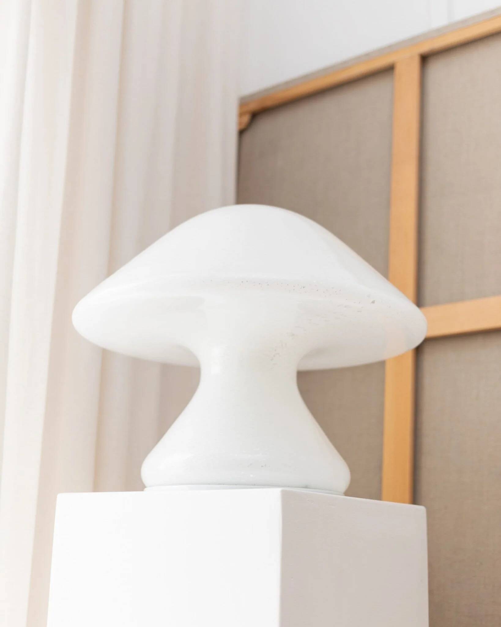 Lampe de table champignon en verre Murano blanc XXL avec détails en argent – design Space Age, années 1970
