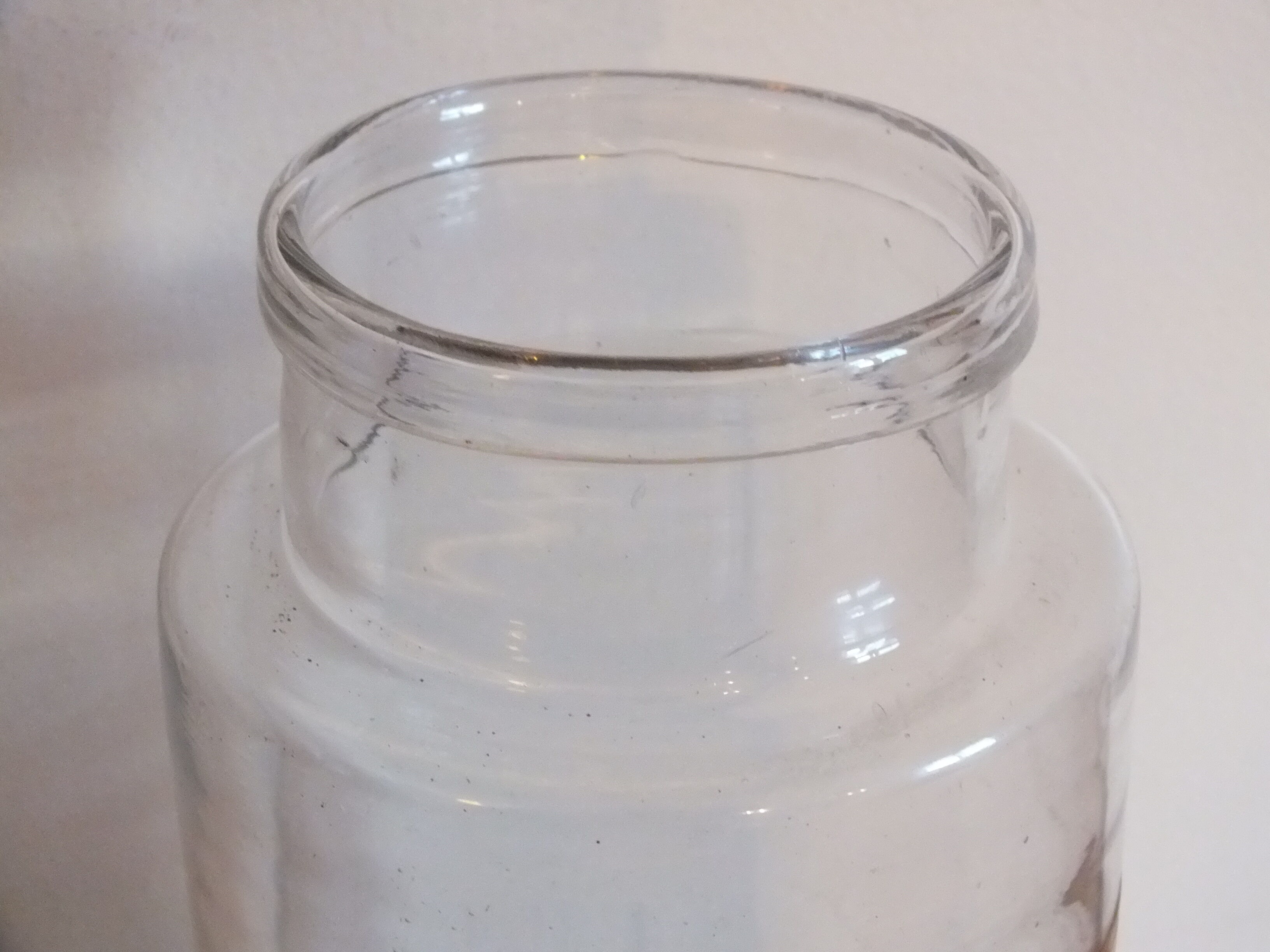 Old medicine jar, glass: Queen of the Near