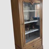 Louis Philippe display case in 19th century walnut