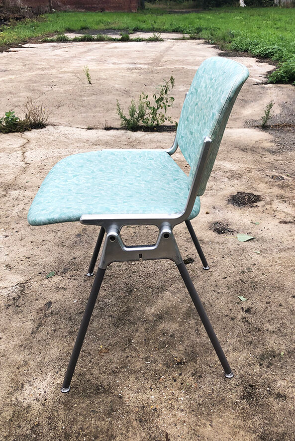 8 old office chairs Castelli - model DSC106 by Giancarlo Piretti