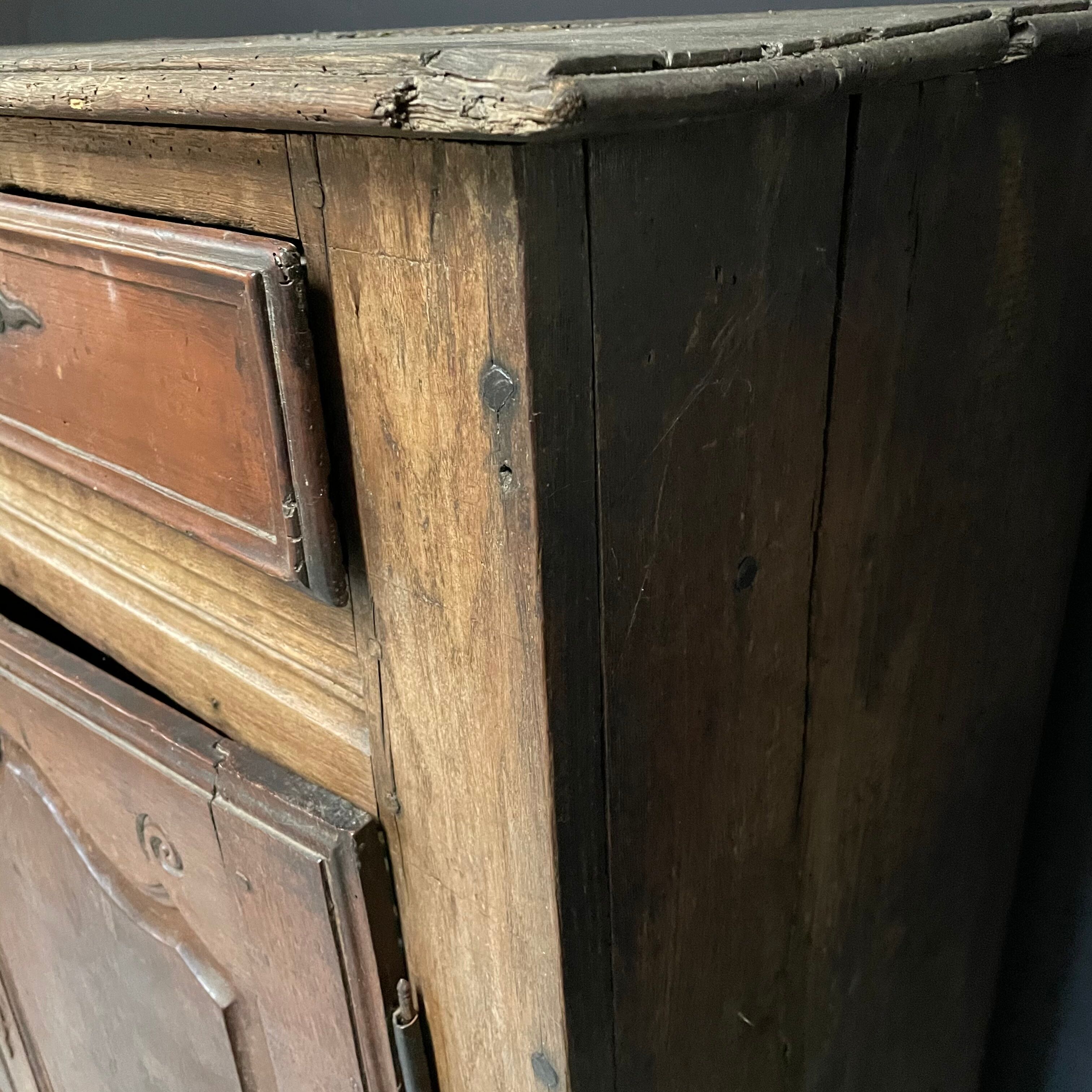 Buffet ancien XVIII Louis XV bois massif art populaire campagne enfilade meuble