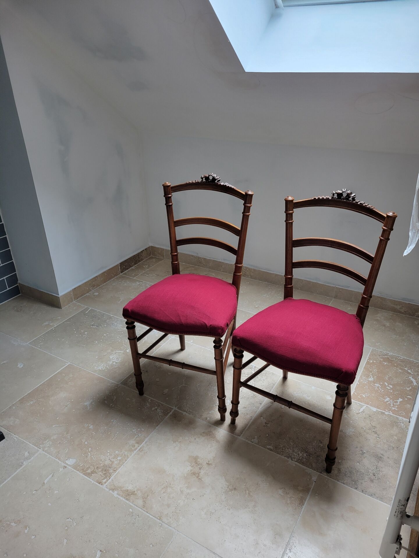 2 Louis XVI style chairs
