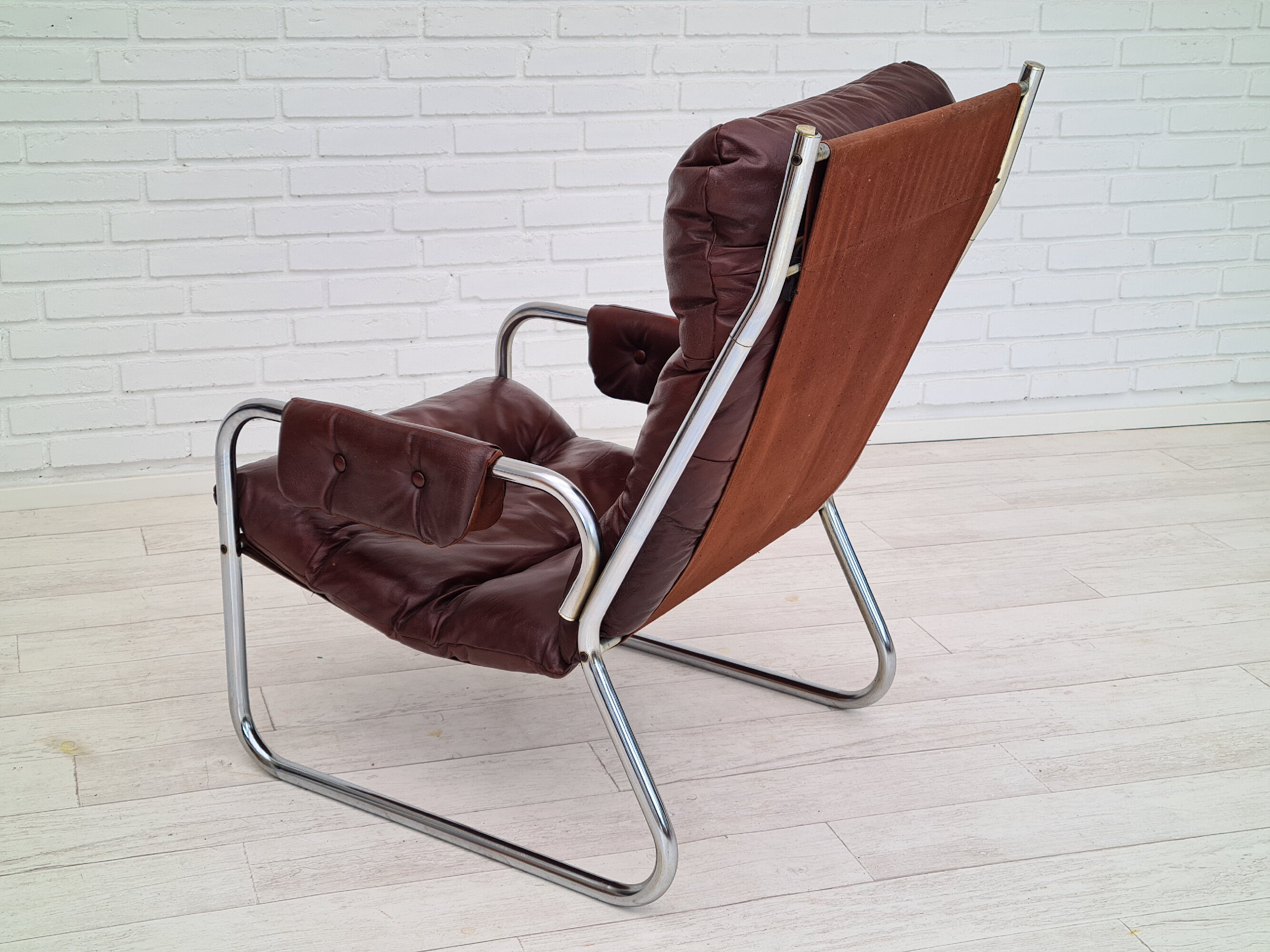 Années 70, design danois, chaise longue, cuir, état d’origine