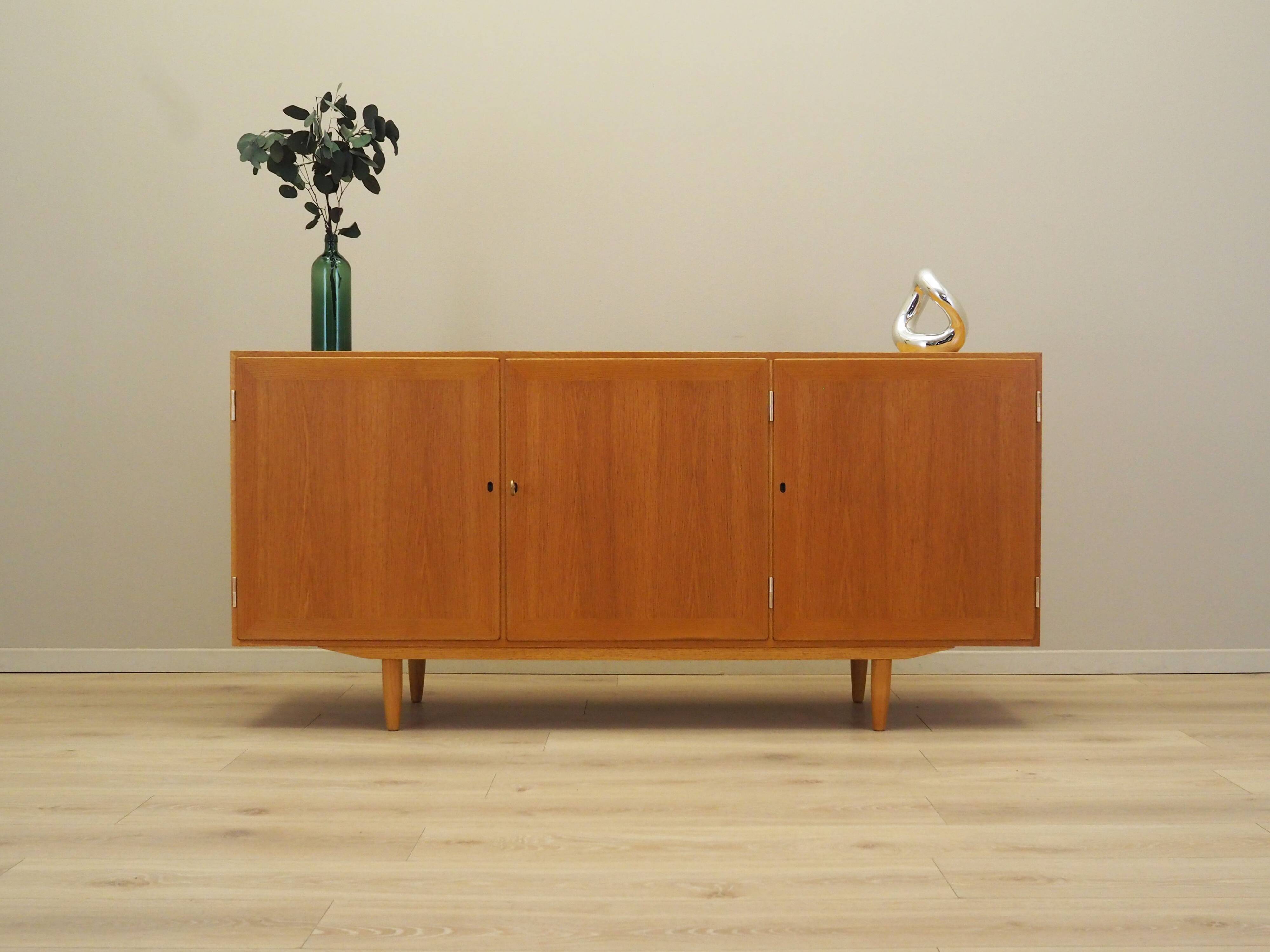 Ash sideboard, Danish design, 1970s, designer: Carlo Jensen, production: Hu