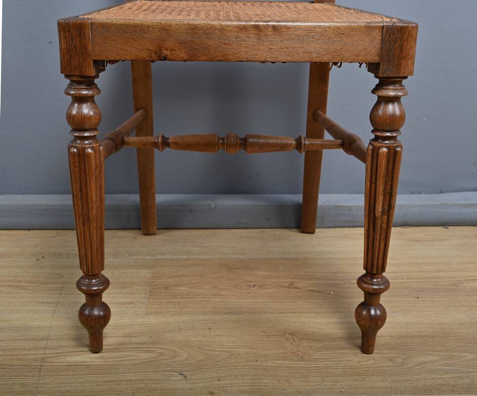 Set of 5 solid oak chairs, Louis Philippe period – 2nd half of the 19th century.