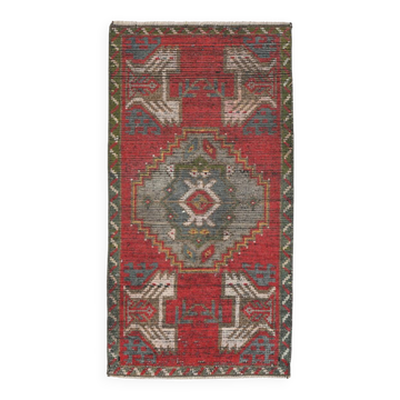 2x3 Red Green Oriental Vintage Rug, 48x89Cm