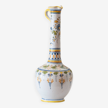 Large 19th century Talavera ewer vase