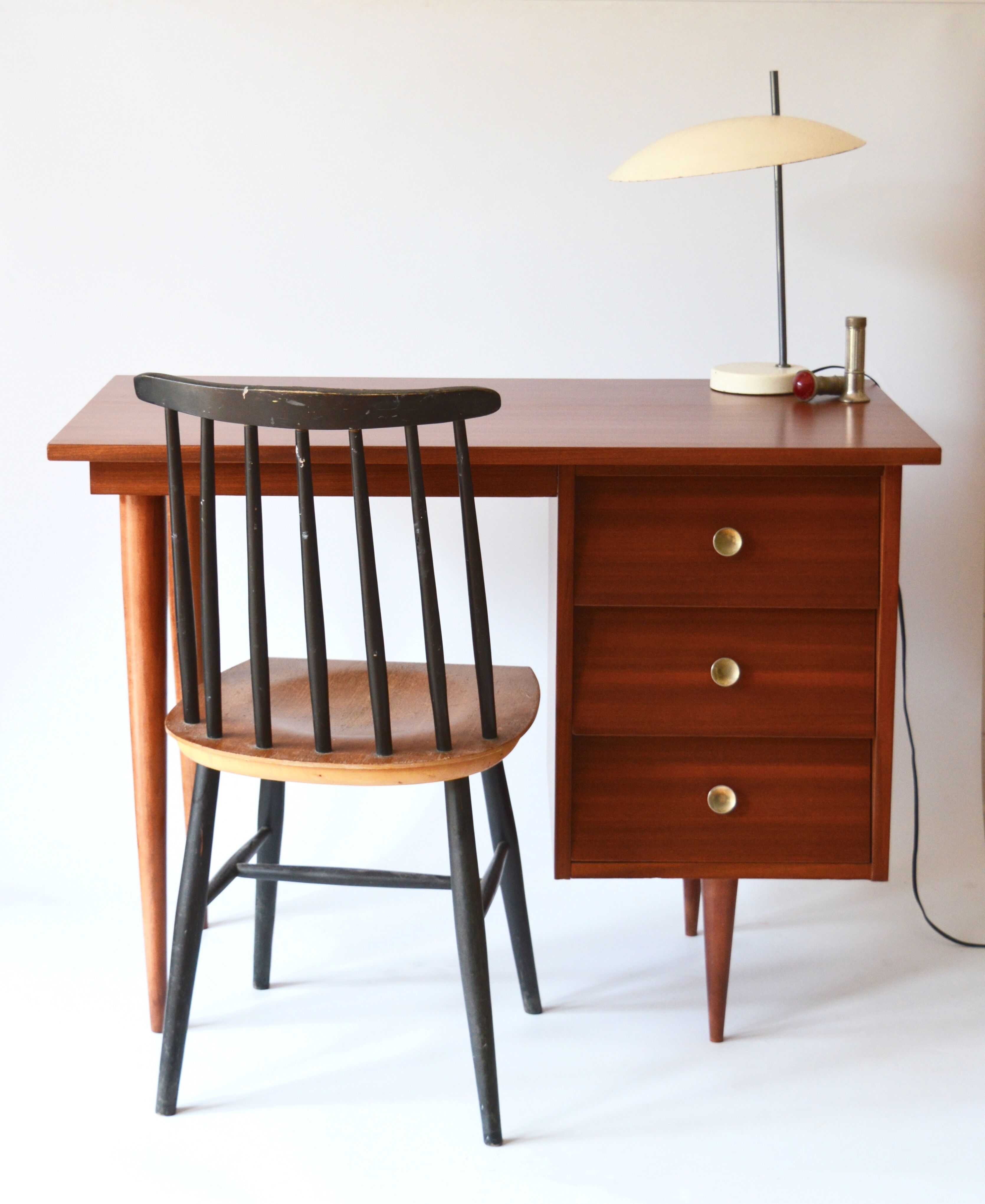 Augustin desk