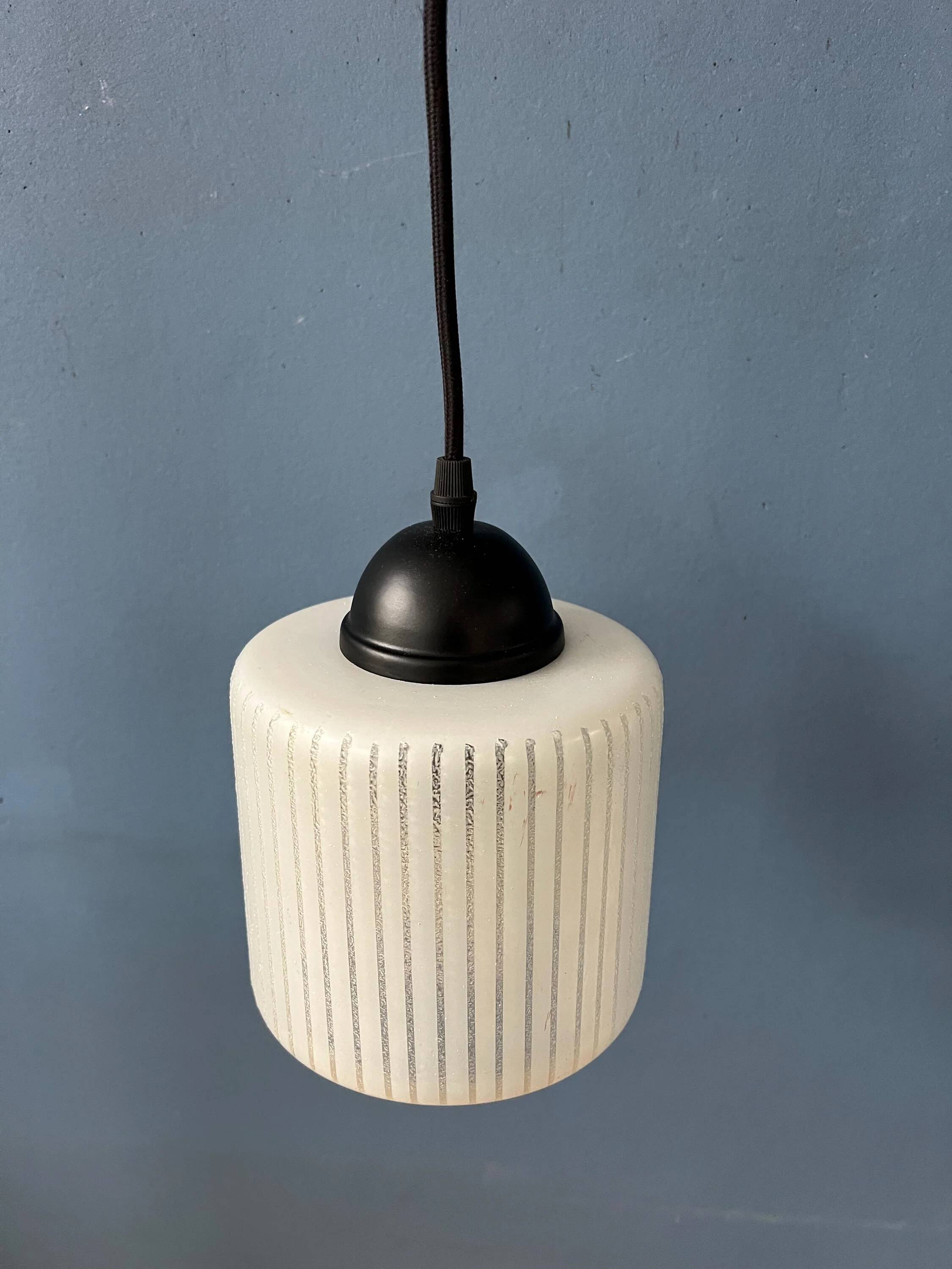 Suspension en verre en forme de « canette » rayée, Mid-Century