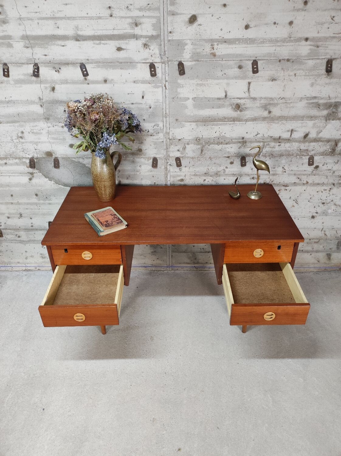 Bureau vintage