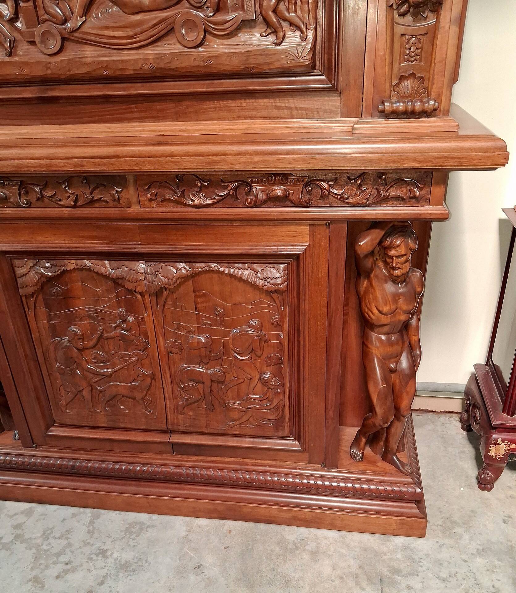 Secrétaire à abattant de style Renaissance, XIXe siècle