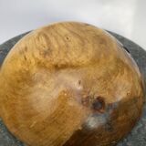 Plat en bois brulé