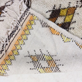 Handmade moroccan berber carpet 137 x 92 cm