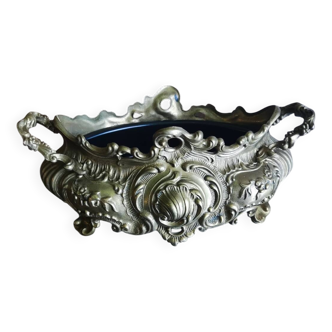 Bronze planter from the early 19th century