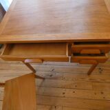 Child desk and chair