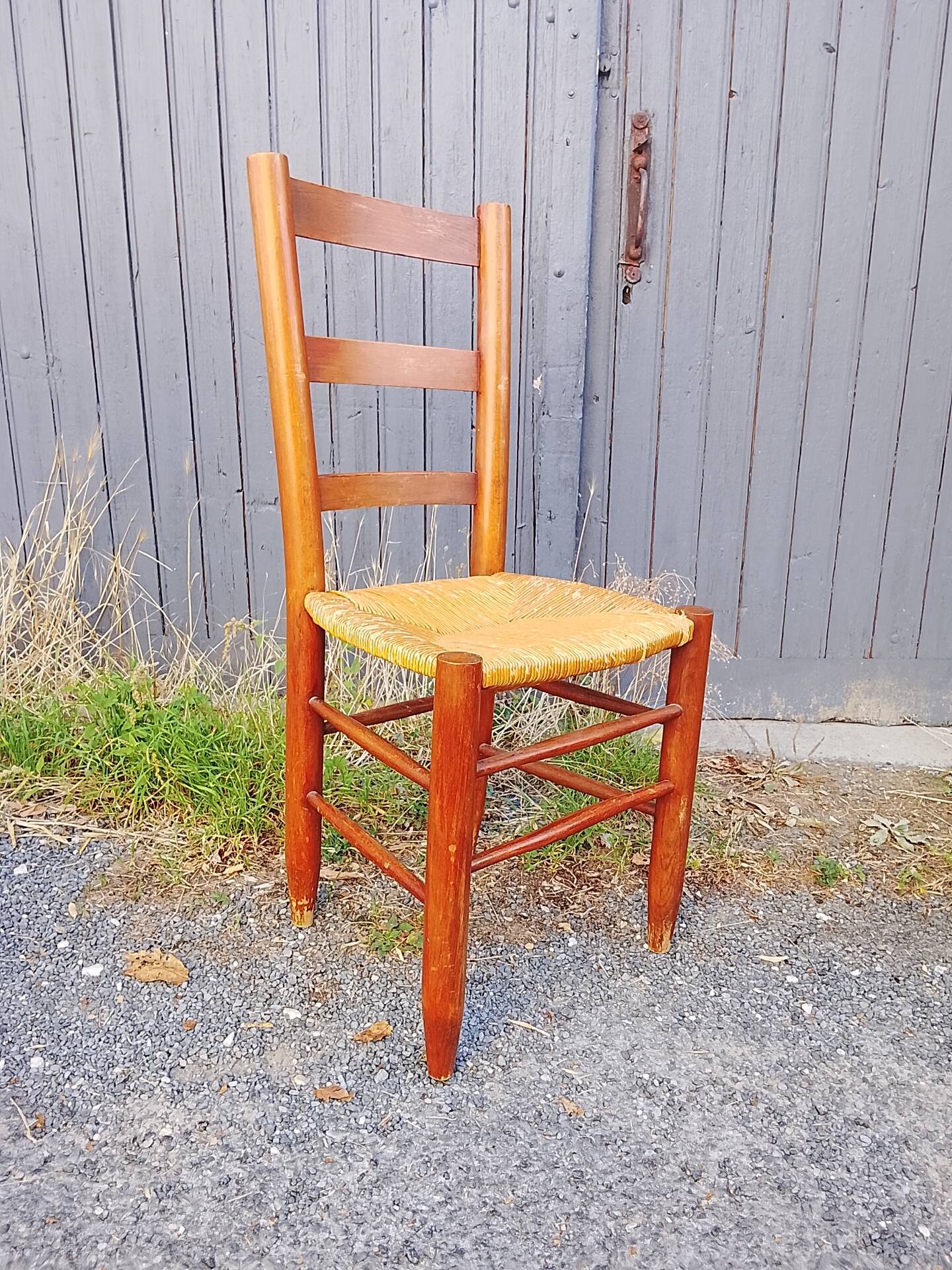 6 brutalist chairs