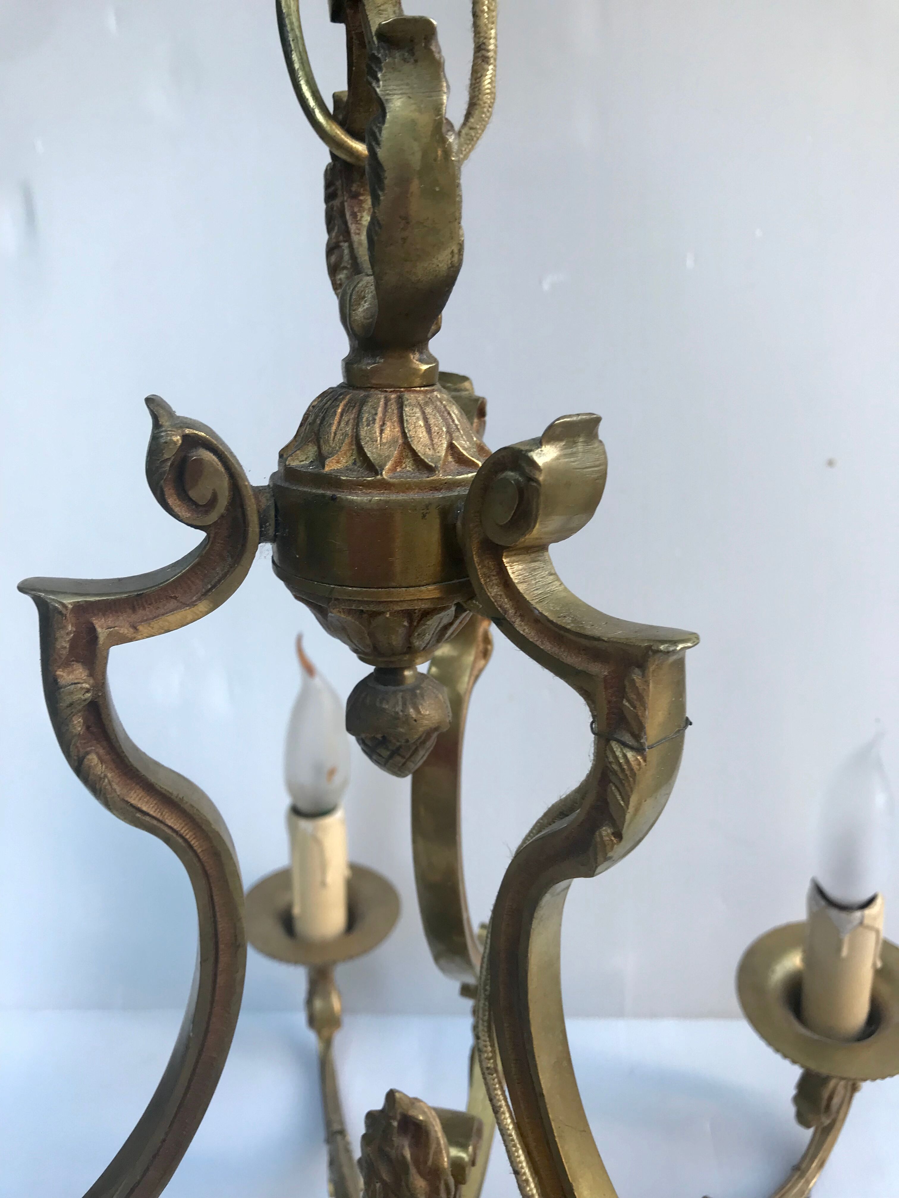 Lustre en bronze doré style Louis XVI