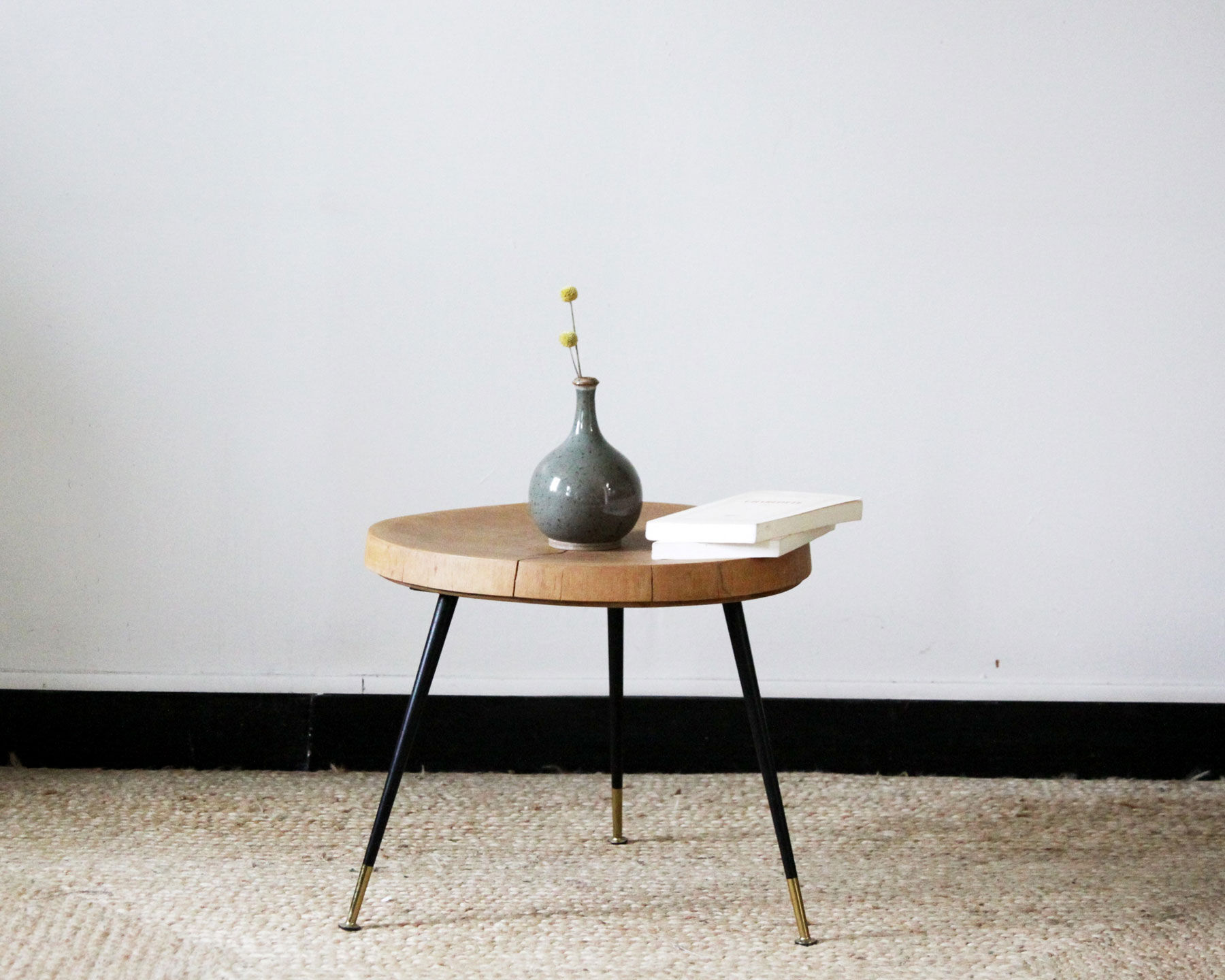 Table tripode en bois vintage