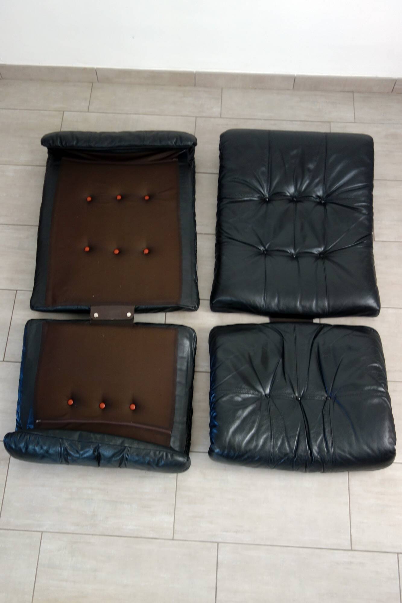 Pair of leather Siesta armchairs by Ingmar Relling for Westnofa, 1970s