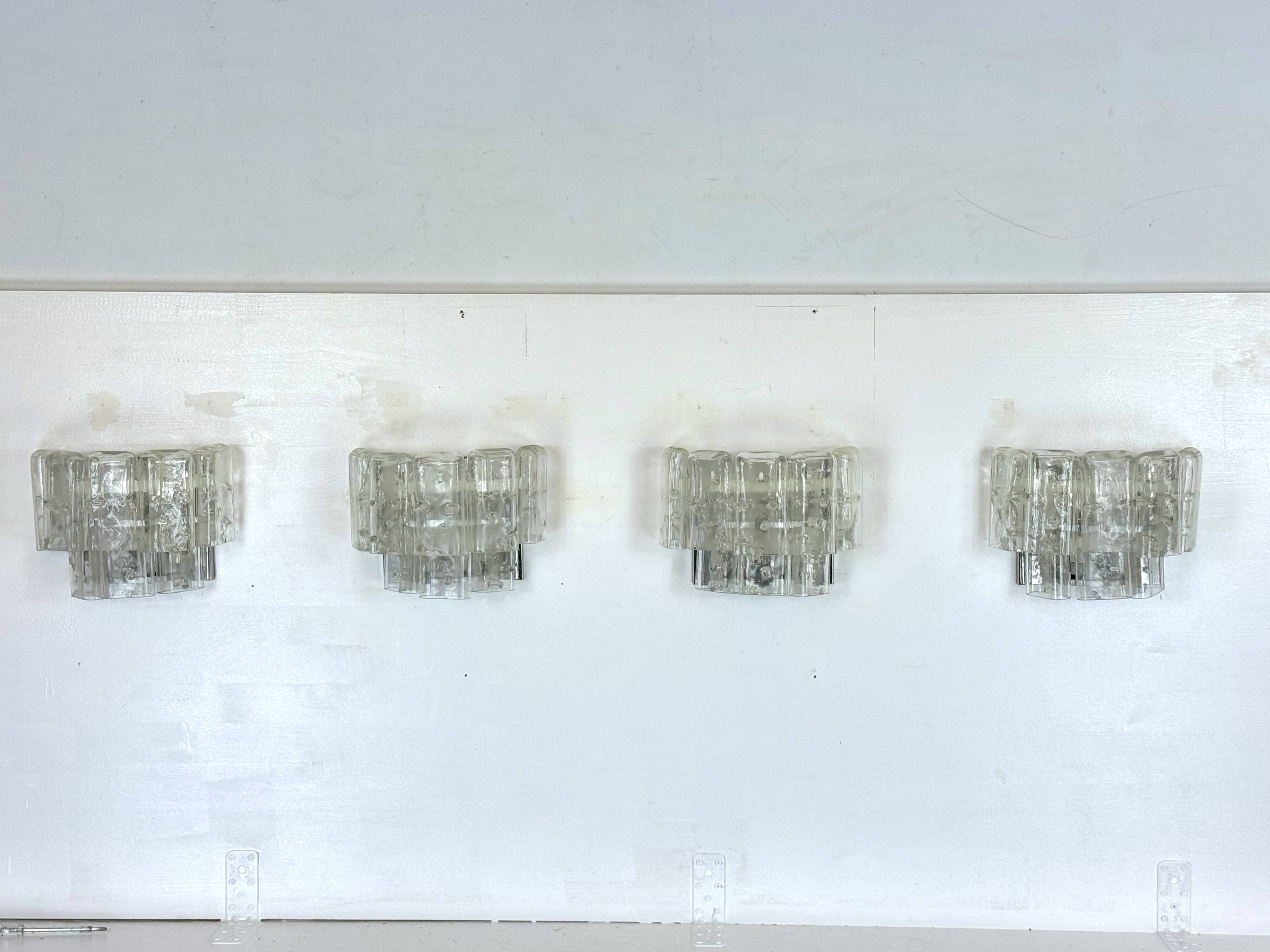 Vistosi manner, set of four clear murano glass elements sconces. Italy 1970s