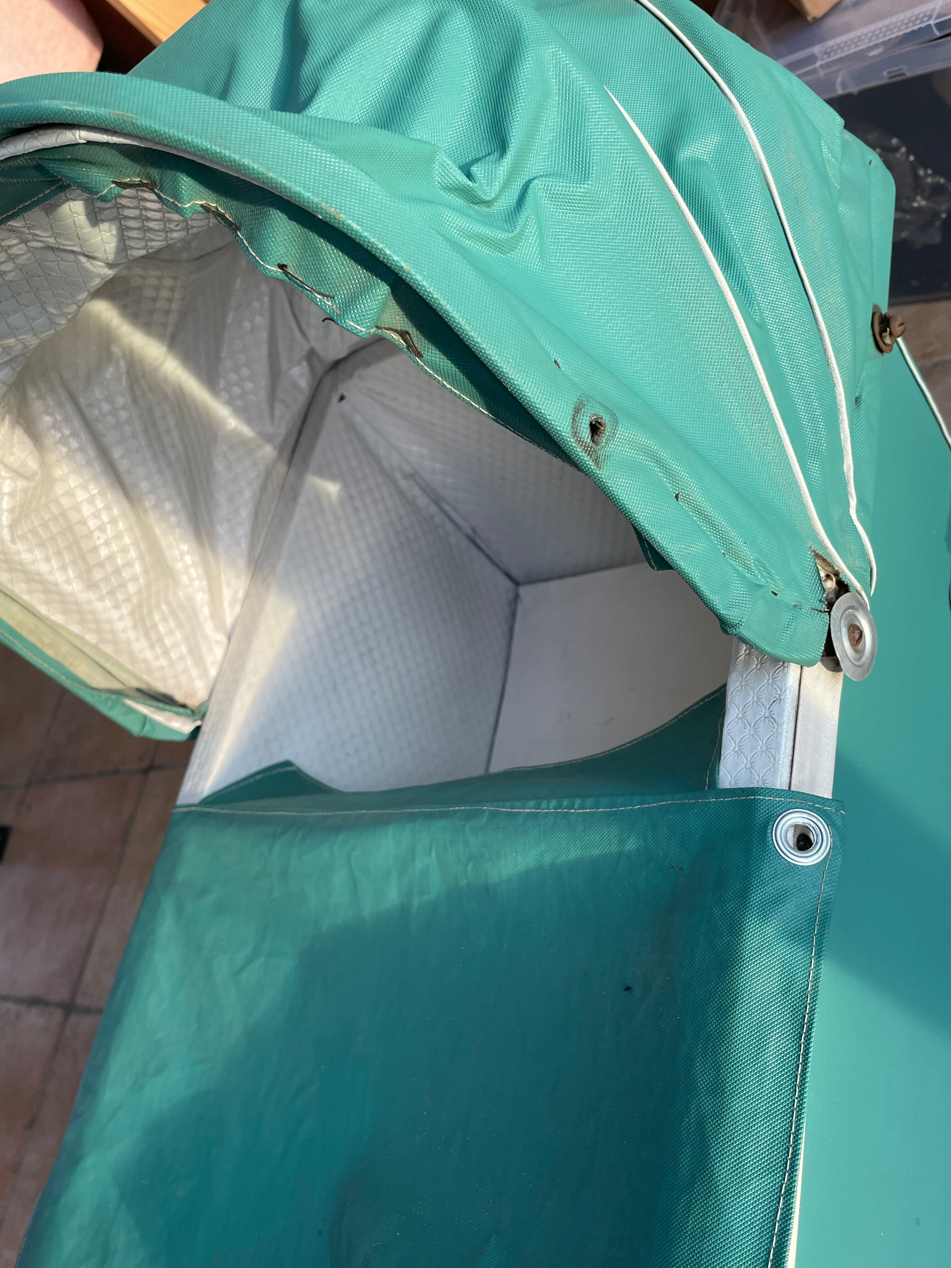 Landau doll year 40/50 green water