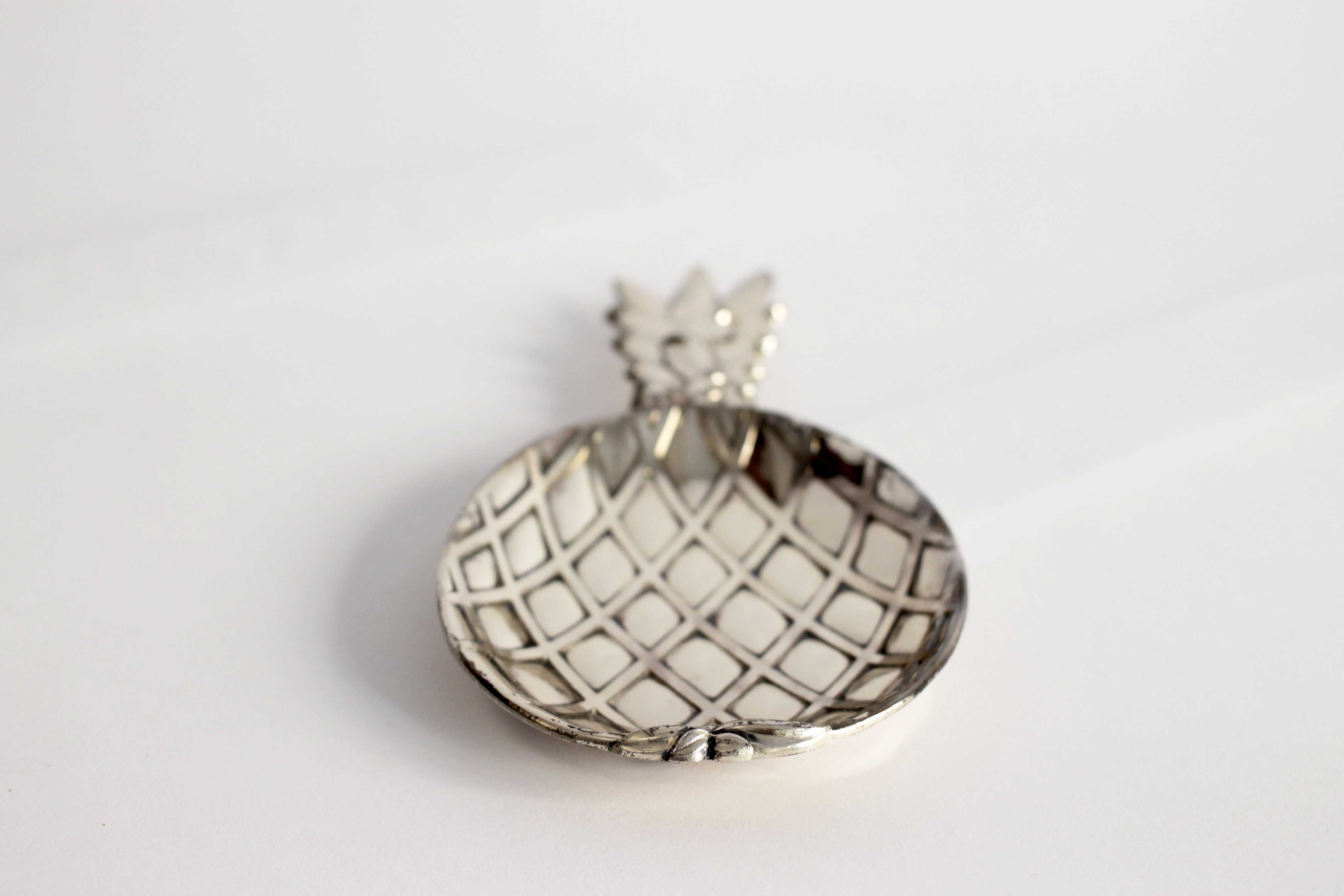 Pineapple silver metal ashtray
