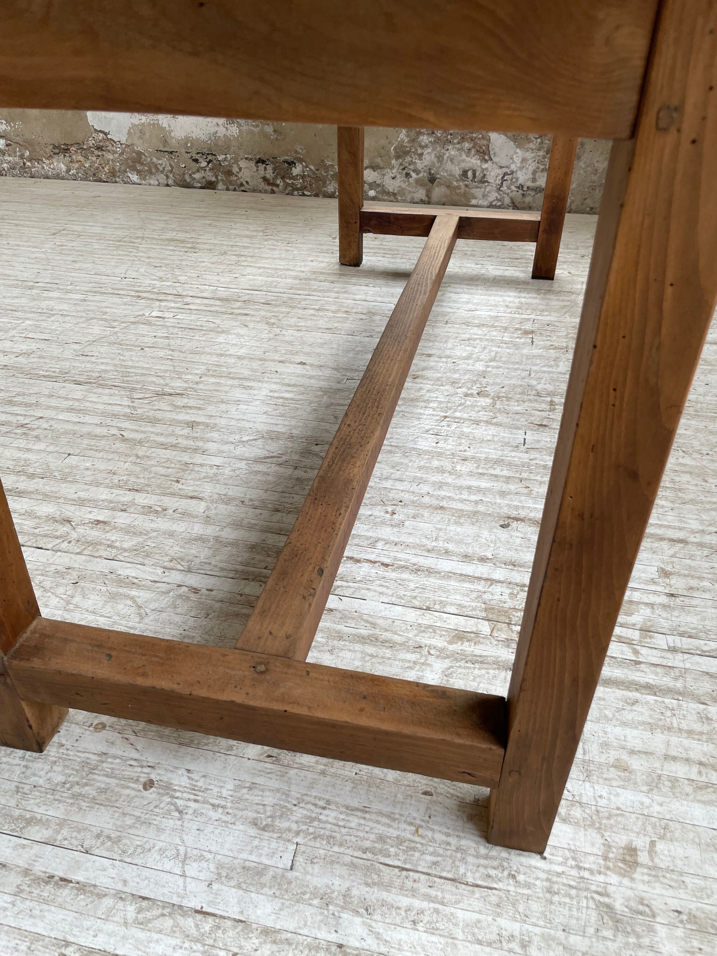 Oak island farmhouse table 2m