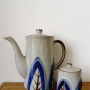 Cafetière et sucrier vintage