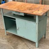 Establishment iron tray wood panel, as it stands