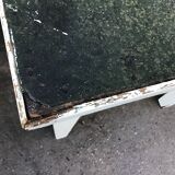 Vintage rustic tabouret