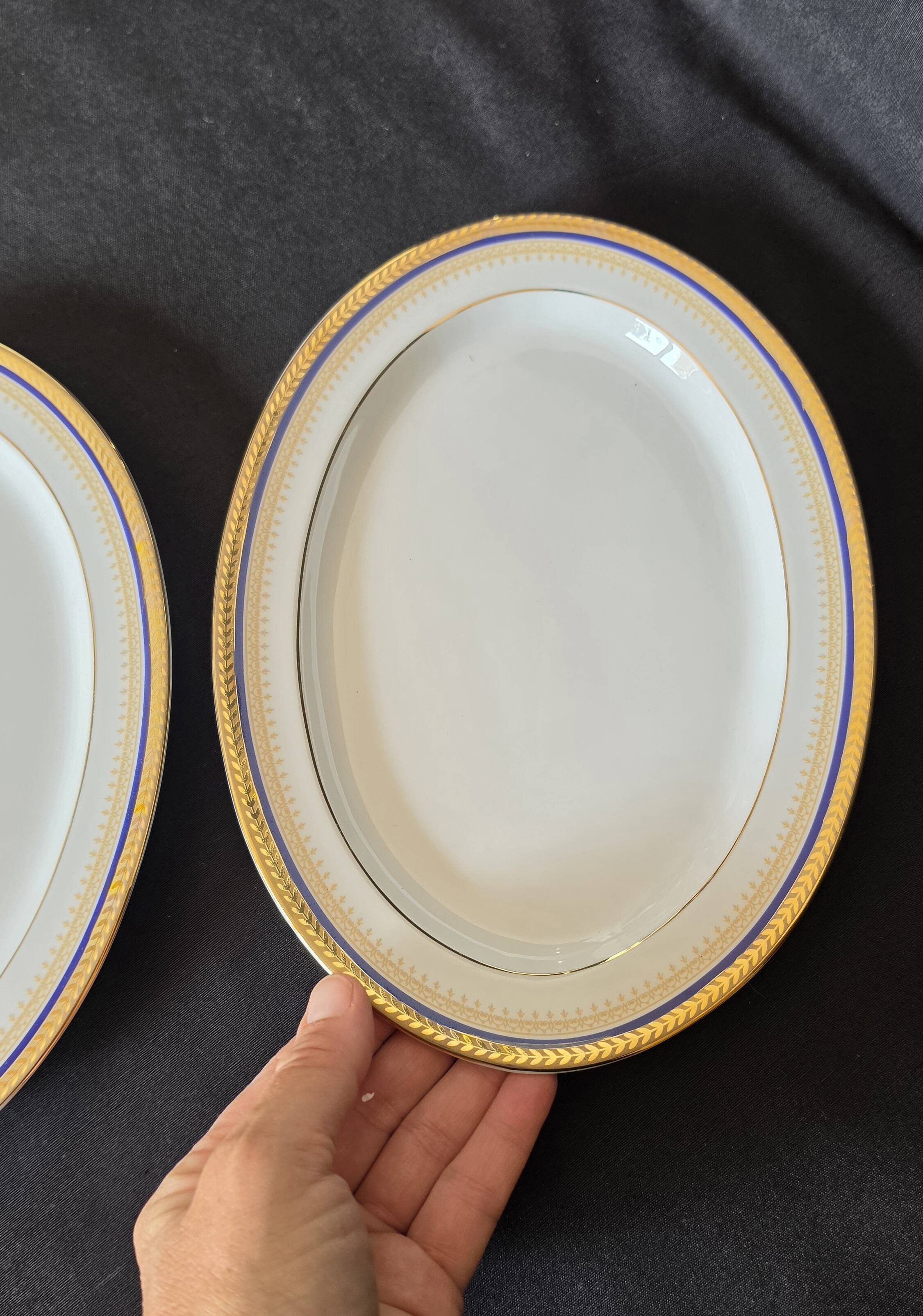 Set of 2 oval shrimp dishes in Limoges porcelain "Blue de F"