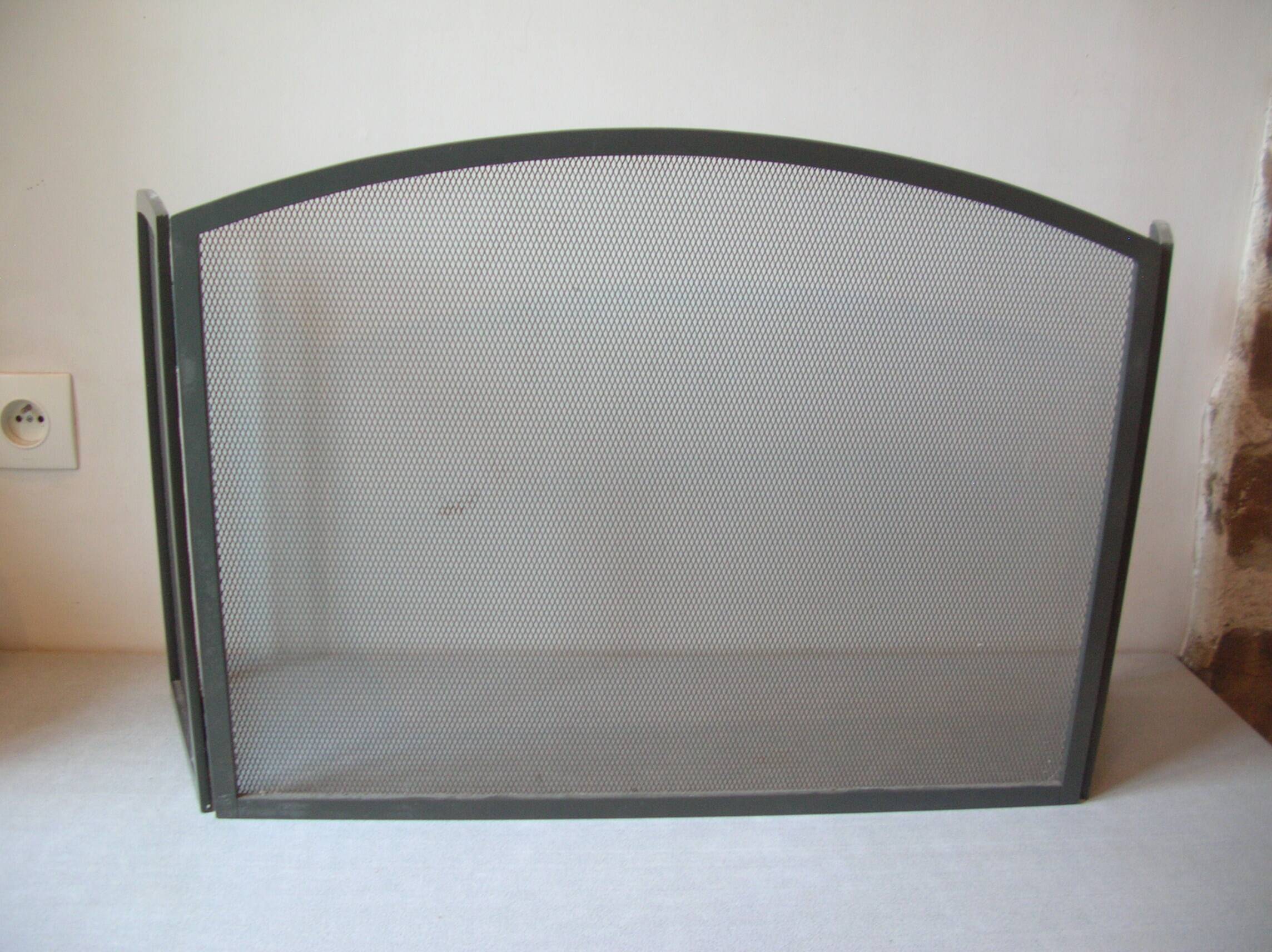 Chimney fire screen spark arrestor 3 metal louvers 1 meter fire screen