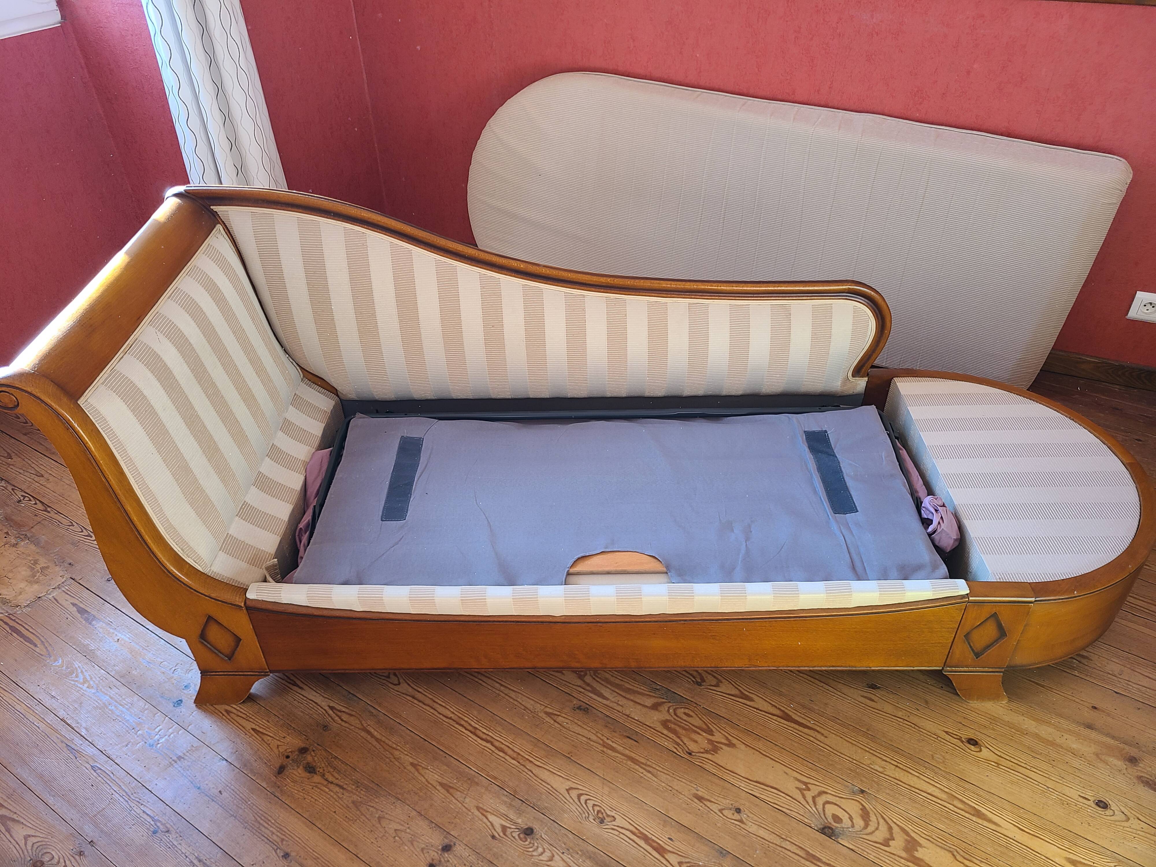 Convertible chaise longue