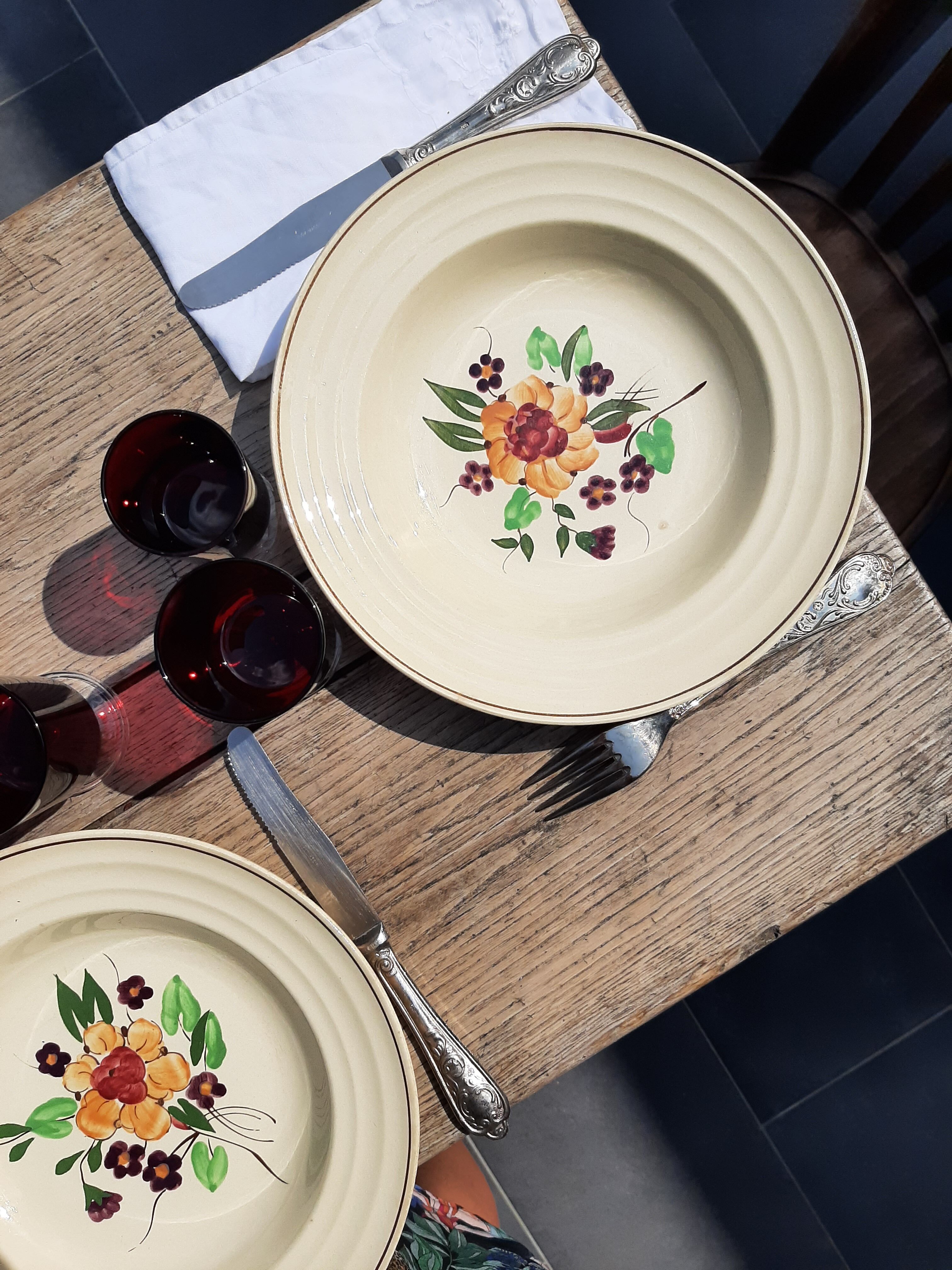 Hollow plates Boch La Louvière