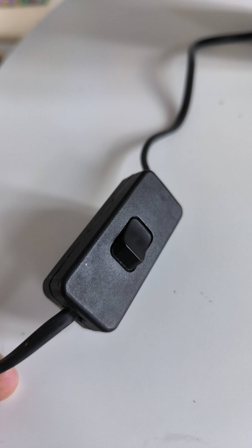 Solid wood ball table lamp