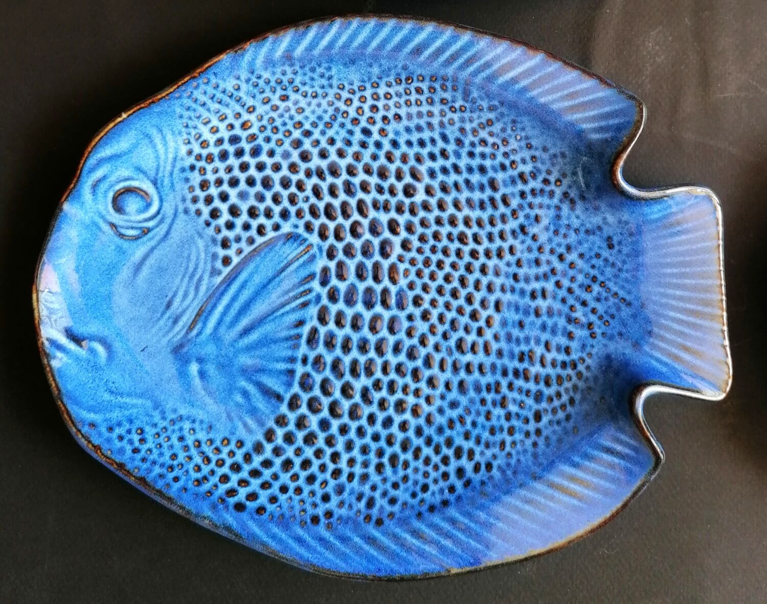 6 blue enamelled fish shaped plates