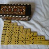 Ancienne Boîte 28 dominos en Marqueterie Syrie Vintage