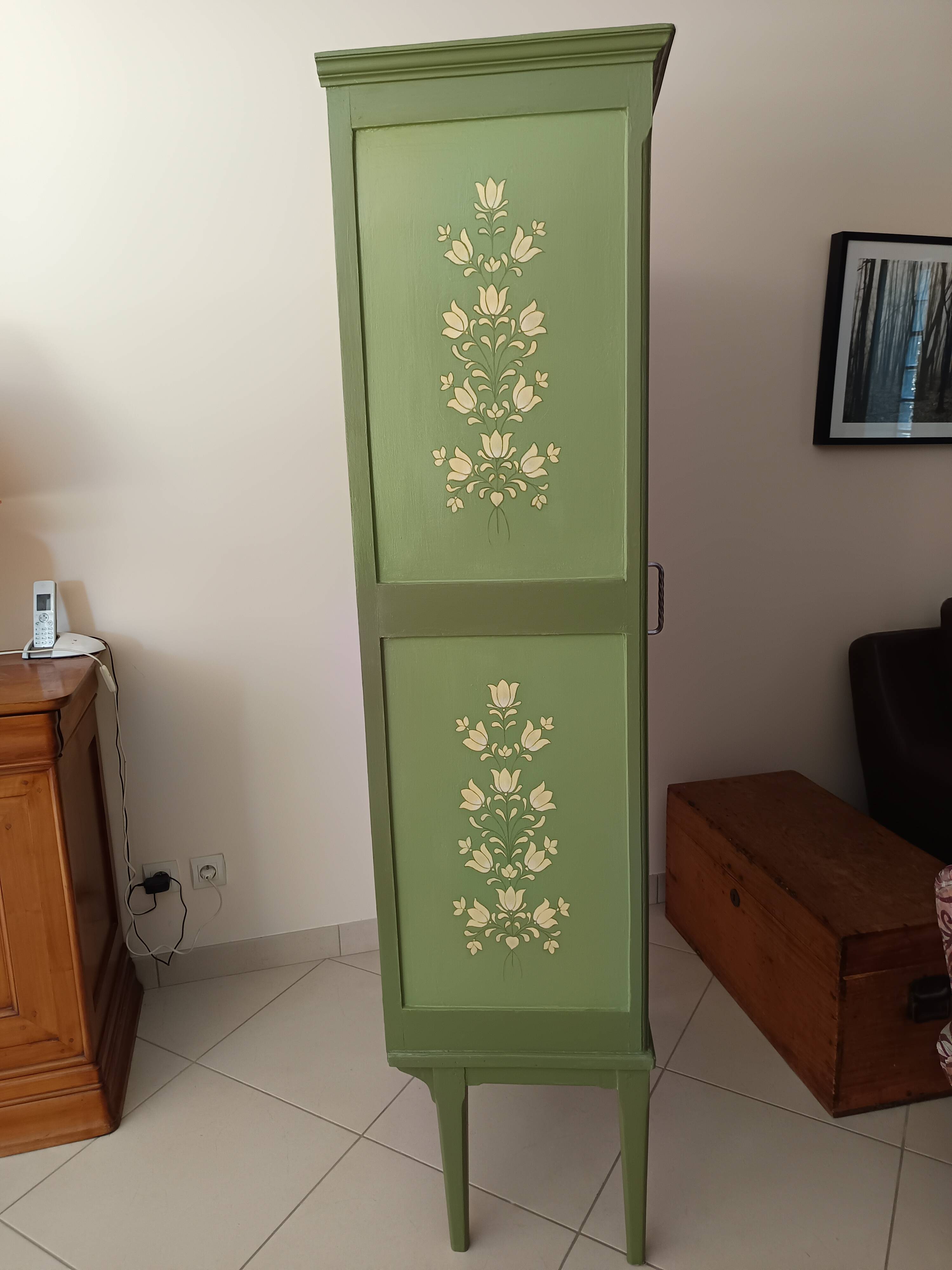 Parisian wardrobe revamp
