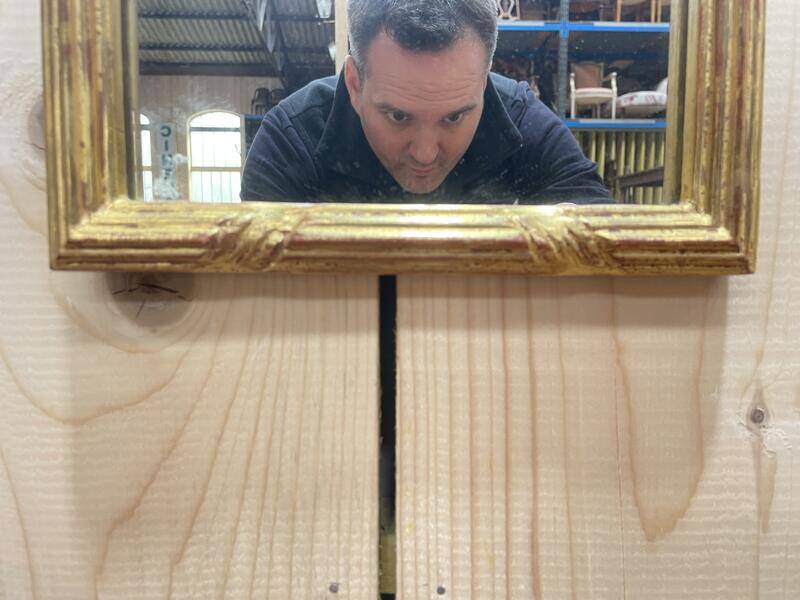 Petit miroir en bois doré de style Napoléon III