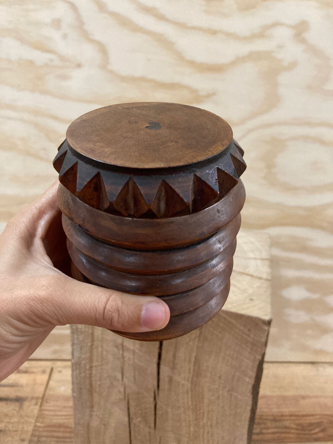 Round art deco wooden box 1930 Courchevel 1850