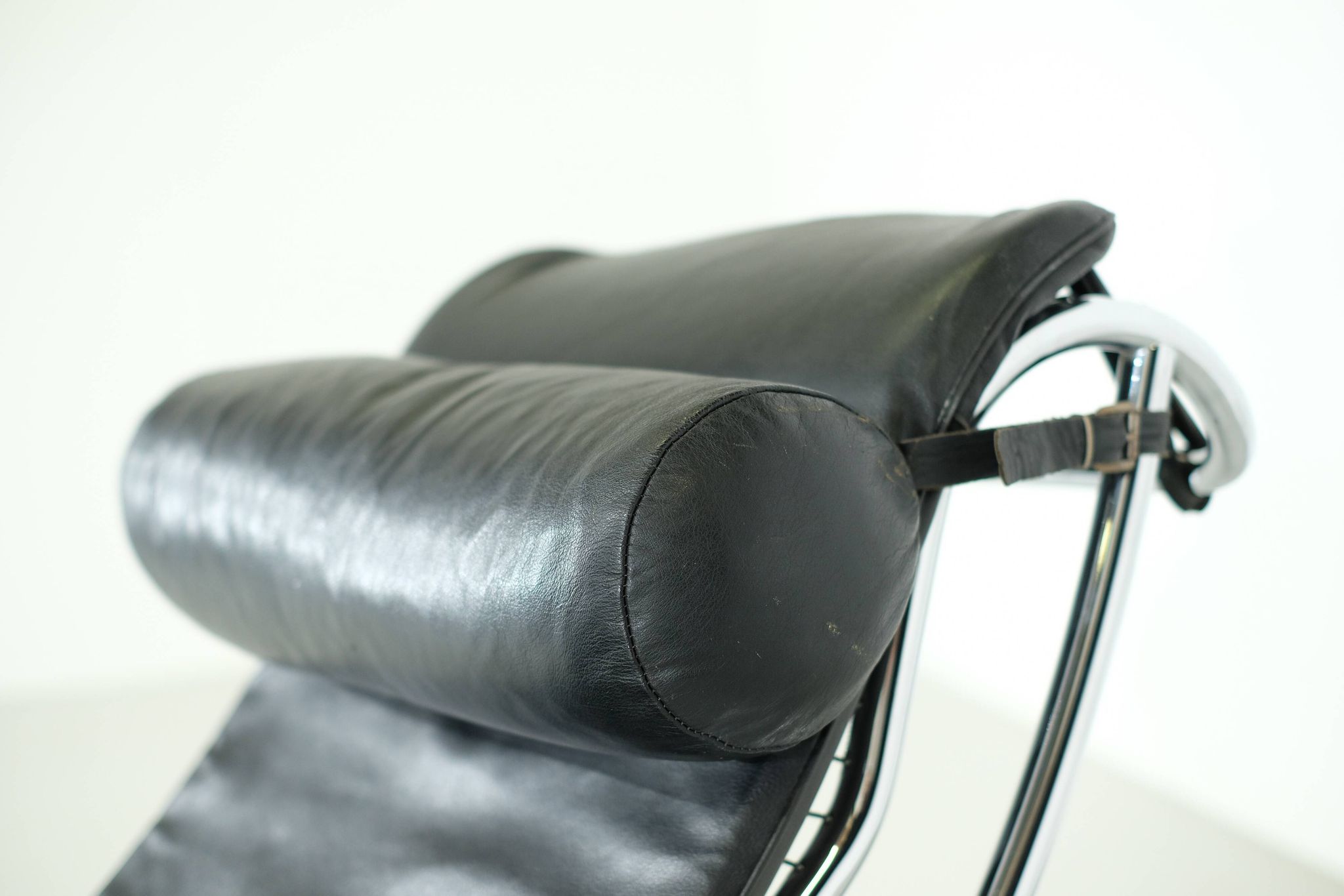 LC4 by Charlotte Perriand, Lecorbusier and Pierre Jaenneret for Cassina - 1970s