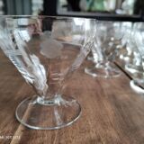 Set of 11 champagne glasses on low foot in old glass engraved floral decoration