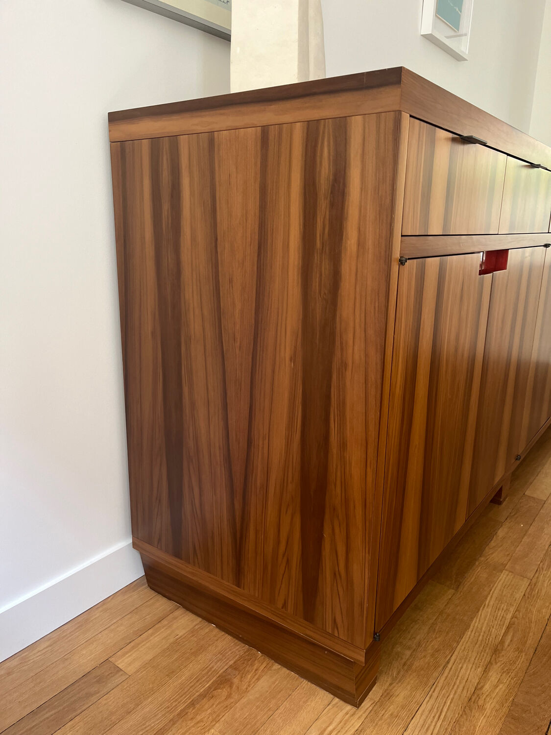 Buffet of very fine quality