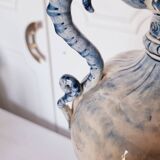 Large Spanish vase in Talavera style, hand-painted, adorned with a landscape.