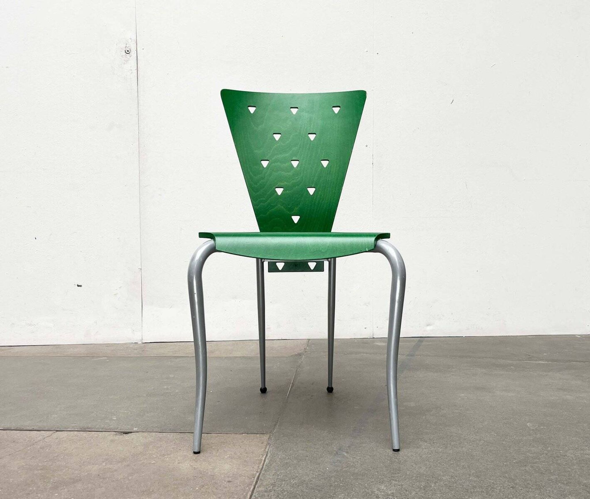 Chaise postmoderne italienne verte, années 1980