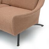Two-seater canapé in hazelnut boucle, 1950s.