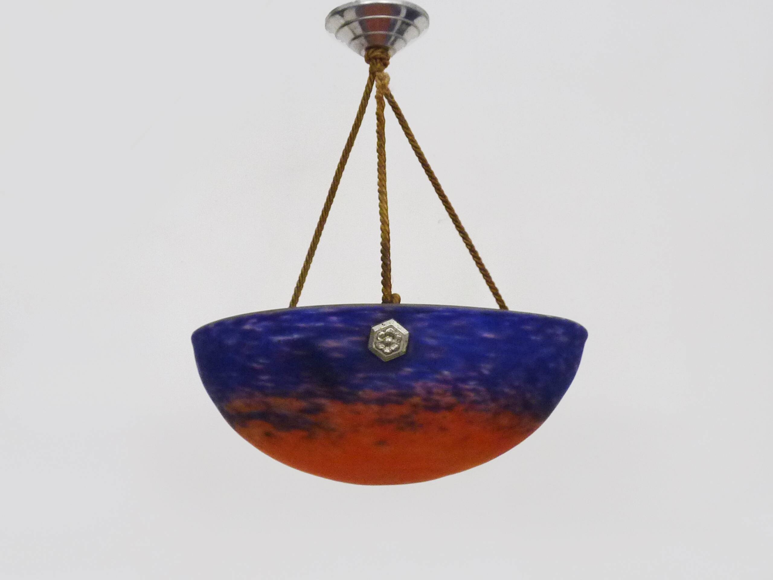 Art Deco suspension by Frères Muller Lunéville, made of glass paste.