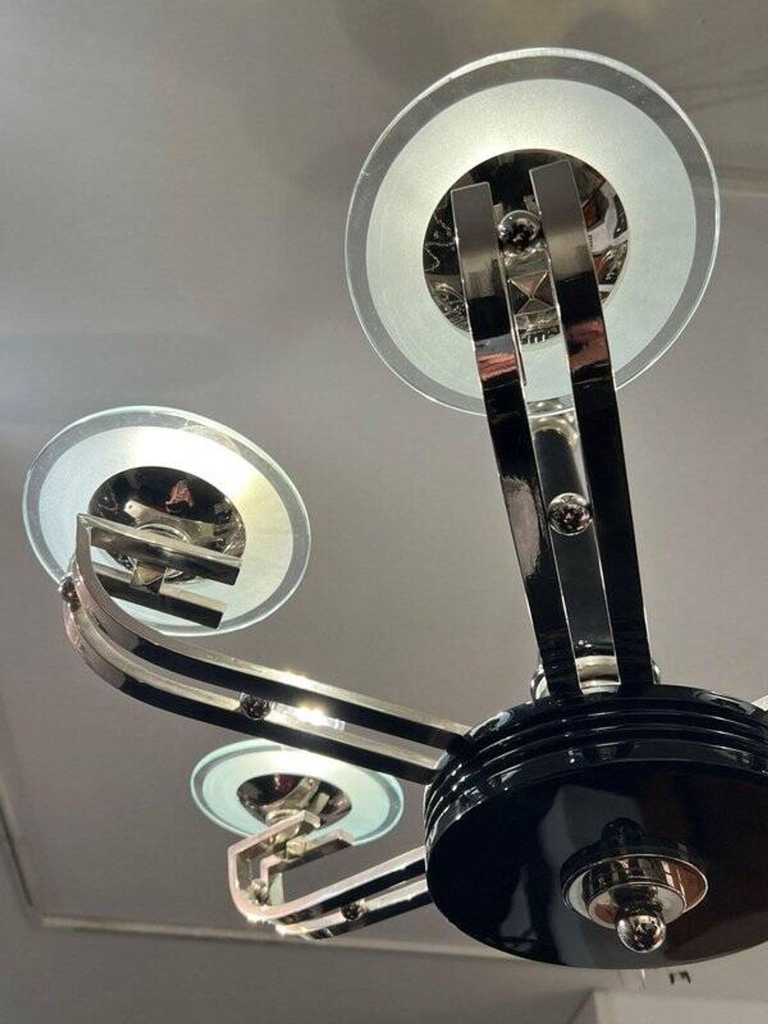 Chandelier Art Déco en laque noire et verre, 1930