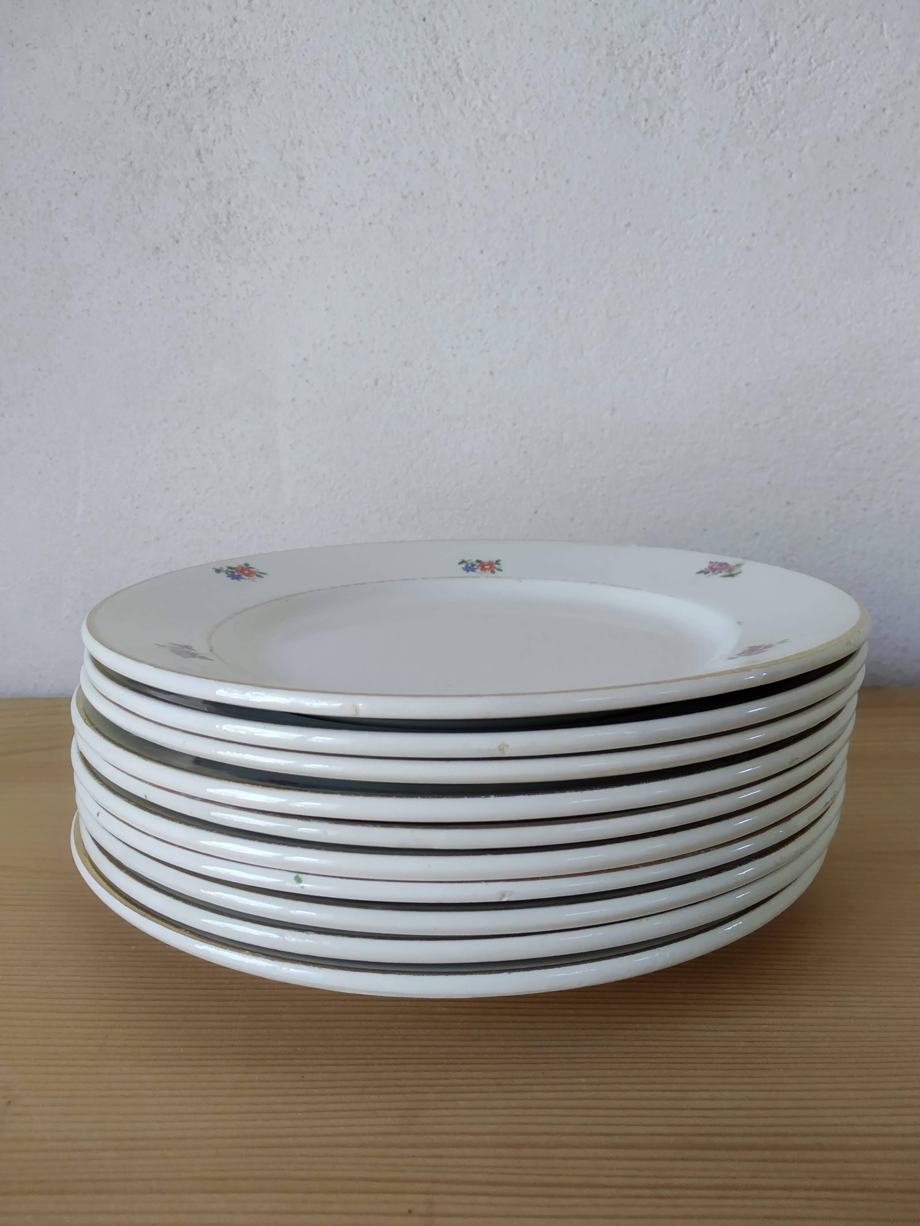 10 Badonviller dessert plates
